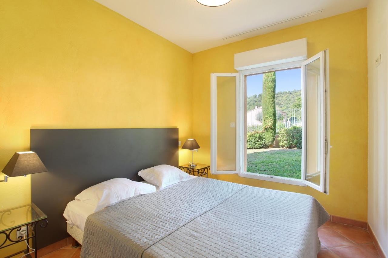 Residence Odalys La Licorne De Haute Provence Greoux-les-Bains Exterior photo