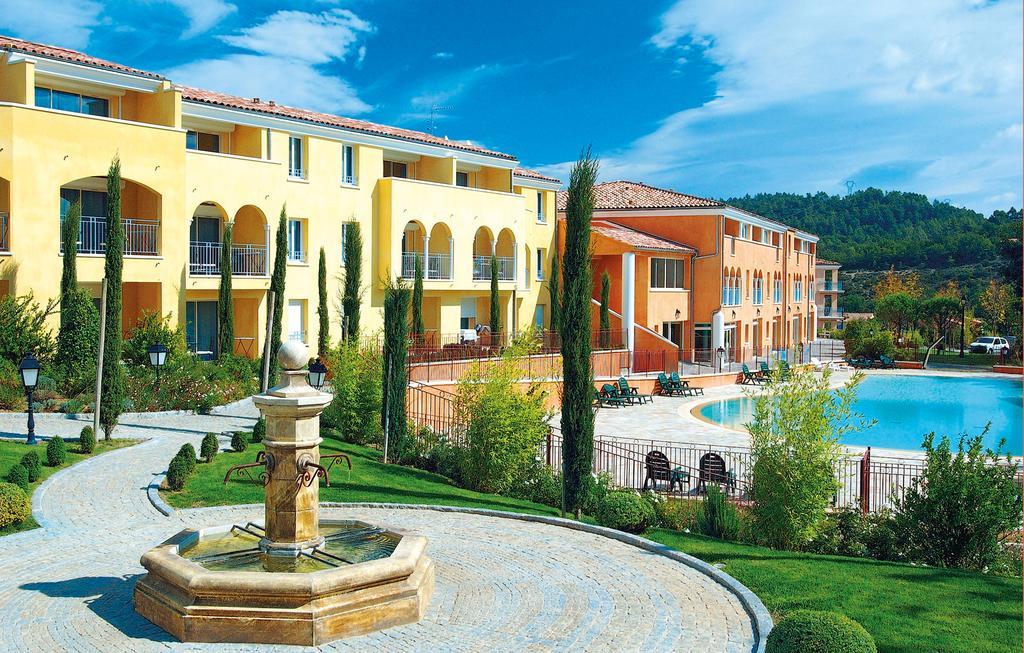 Residence Odalys La Licorne De Haute Provence Greoux-les-Bains Exterior photo